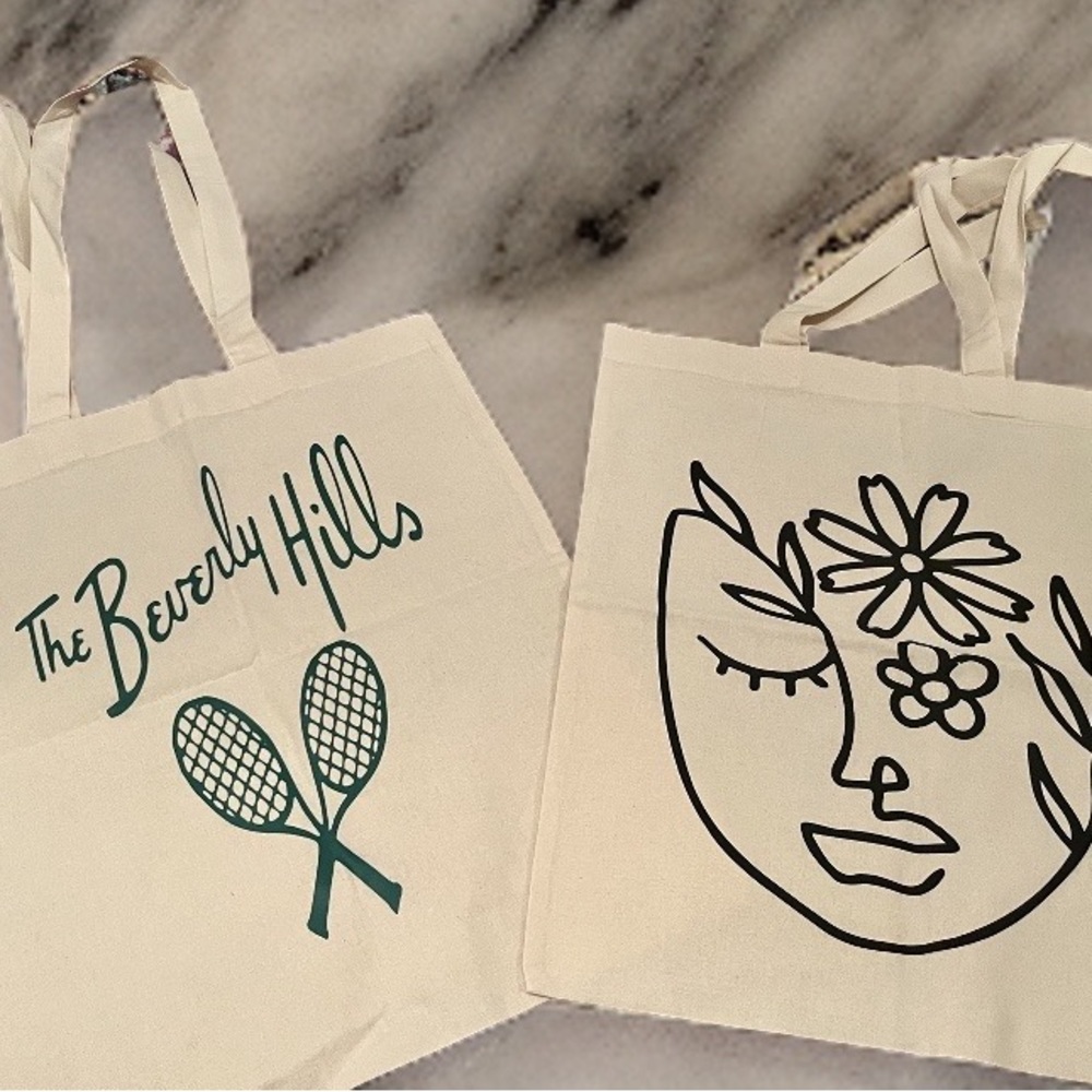 Custom tote bags. Good for every day use. Brand new.